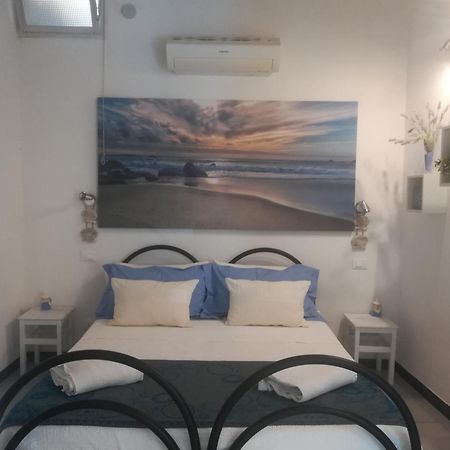 Affittacamere Le Oche Riomaggiore Cameră foto